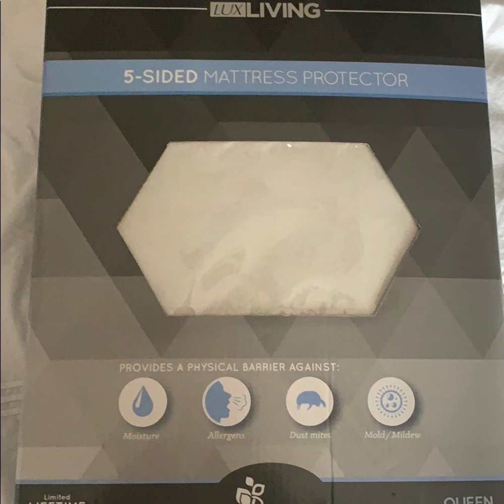 5 sided mattress protector (NEW IN BOX,NEVER USED)